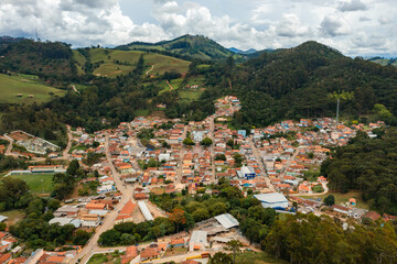 Fototapeta premium Aerial photo of the city of Gonçalves Minas Gerais in Brazil