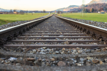 Bahngleise in der Abendsonne