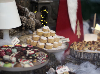 Postres de navidad Españoles: mazapan y polvorones