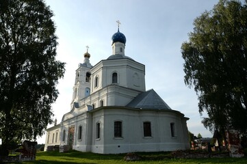 Fototapeta na wymiar Church of the Nativity of the Most Holy Theotokos in the village of Prechistoe , Yaroslavl region