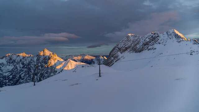 Luftbildaufnahme Dohne Zugspitze Winterlandschaft