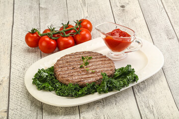 Grilled beef cutlet for burger