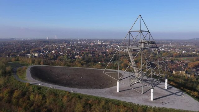 Tetrahedron. Landmark of the German Route of Industrial Culture in the Ruhr region. a grandiose steel sculpture on a disused slag heap in Bottrop.