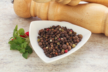 Peppercorn mix heap in the bowl