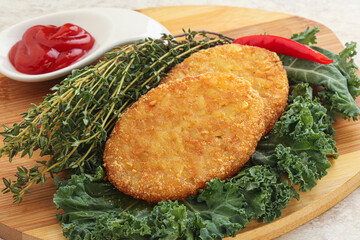 Fried crusty potato hashbrown pancake