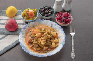 Leek dish made with meat, chickpeas, carrots. Turkish style leek dish.