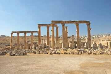Fototapeta premium Cardo main Street in the ancient Roman city of Jerash, now Jordan 