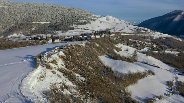Village de Monteynard hiver
