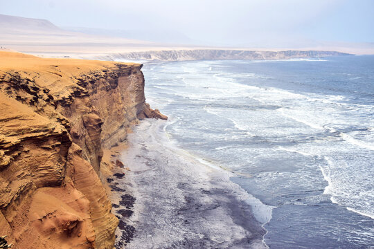 Scenery by the ocean