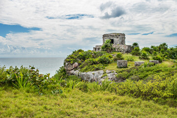 Fototapeta na wymiar Tulum Archaeological Zone ancient ruins near Cancun, Mexico