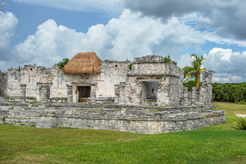 Fototapeta na wymiar Tulum Archaeological Zone ancient ruins near Cancun, Mexico