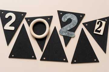 the number 2022 on banner tags and paper