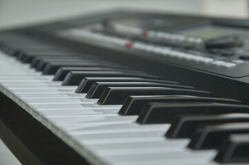 Play the keyboard detail