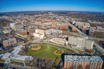 Obraz premium Aerial View of the Chicago Suburb of Des Plaines in Autumn