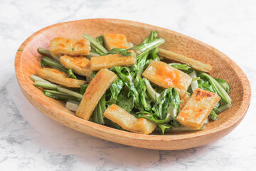 水菜と油揚げの味噌和え