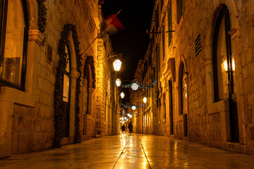 Fototapeta na wymiar Night streets in magic historic city dubrovnik