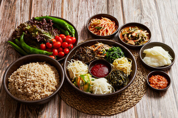 Korean Table d'hote with Wild Vegetables 