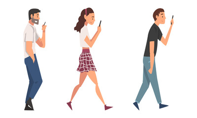 Fototapeta premium People Character Walking and Chatting in Smartphone Vector Set