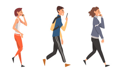Plakat People Character Walking and Speaking by Smartphone or Chatting Vector Set