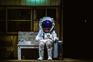 座って待つ宇宙飛行士 © takuya