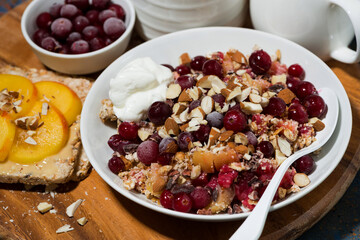 crumble with fresh berries for breakfast