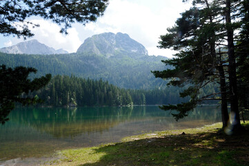 Crno jezero mit Durmitor