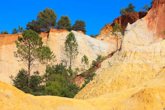 Ocker im Le Colorada Proven&ccedil;al im Luberon, Provence, Frankreich,