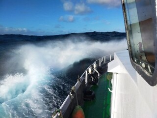 Mar de fondo captado desde un barco