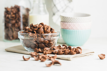 Sweet chocolate breakfast cereal flakes.