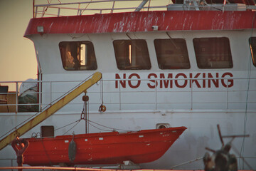 Non-smokers on board should be standard, because here is almost always NO SMOKING, so it is written...