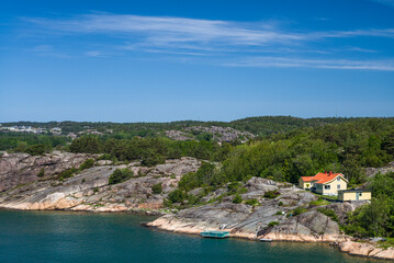 Fototapeta na wymiar Sweden, Bohuslan, Tjorn Island, Varekil, high angle coast view from the Skapesundbron bridge