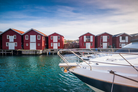 Sweden, Bohuslan, Smogen, Smogenbryggan, antique boat houses and fishing shacks