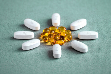 A complex of Mg ( magnesia, magnesium ) and vitamin D ( omega 3 ) capsules for the treatment and...