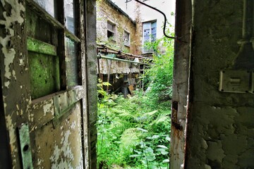 old abandoned building