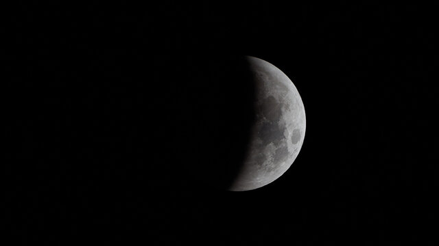 Waning crescent moon a spectacular sight