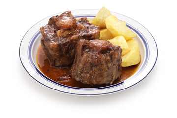 spanish bull tail stew ( rabo de toro )