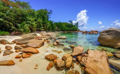 Fototapeta na wymiar tropical beach anse badamier on curieuse island on the seychelles