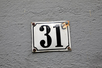 Zahl 31 (einunddreißig)