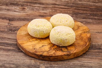 Raw potato zrazy for cooking