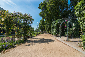 Fototapeta premium View of Šafaříkovy sady, a beautiful park at Plzen - Plzen, Czech Republic