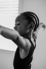 Fototapeta na wymiar Black Girl practicing Ballet 