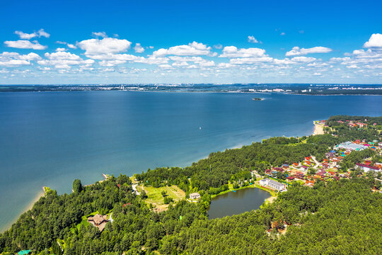 「Berdsk」の画像 - 1,399 件の Stock 写真、ベクターおよびビデオ | Adobe Stock