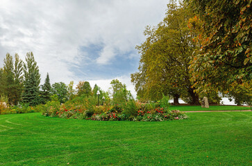 Fototapeta na wymiar beautiful park in Annecy, France