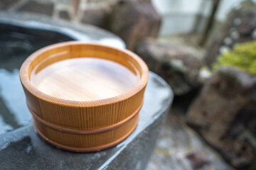 日本の温泉　露天風呂　和風イメージ