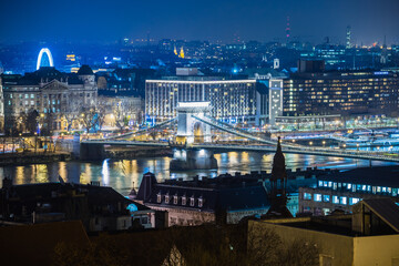 BUDAPEST, HUNGARY - DECEMBER 18, 2017: The Szechenyi Chain Bridge is a suspension bridge that spans the River Danube between Buda and Pest.