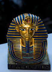 Souvenir representing the Mask of Tutankhamun 7