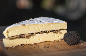Fromage truffé