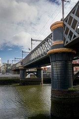 Fototapeta na wymiar Bridge over the Liffey river in Dublin