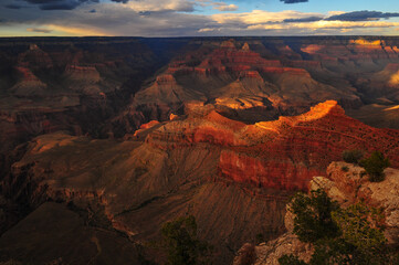 Spectacular sunset from the South Rim of the Grand Canyon National Park, Arizona, Southwest USA