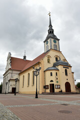 Fototapeta na wymiar town square in Wejherowo
